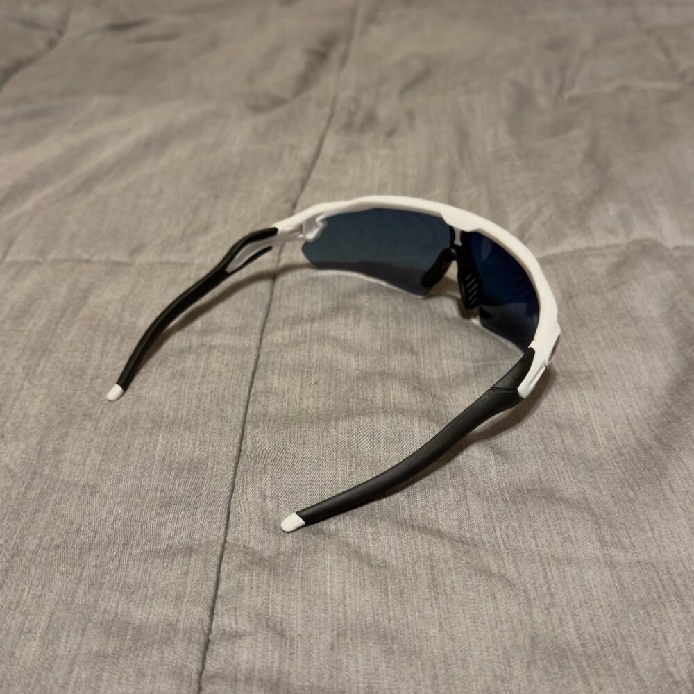 Oakley Radar EV Path Sunglasses Red Lens / White and Black Frame - Picture 4 of 5